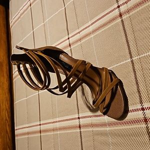 White house black market Aviana heels